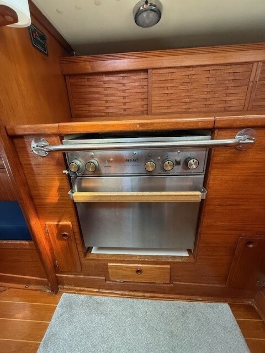 1988 Sabre 42 CN Sloop - Photo 19