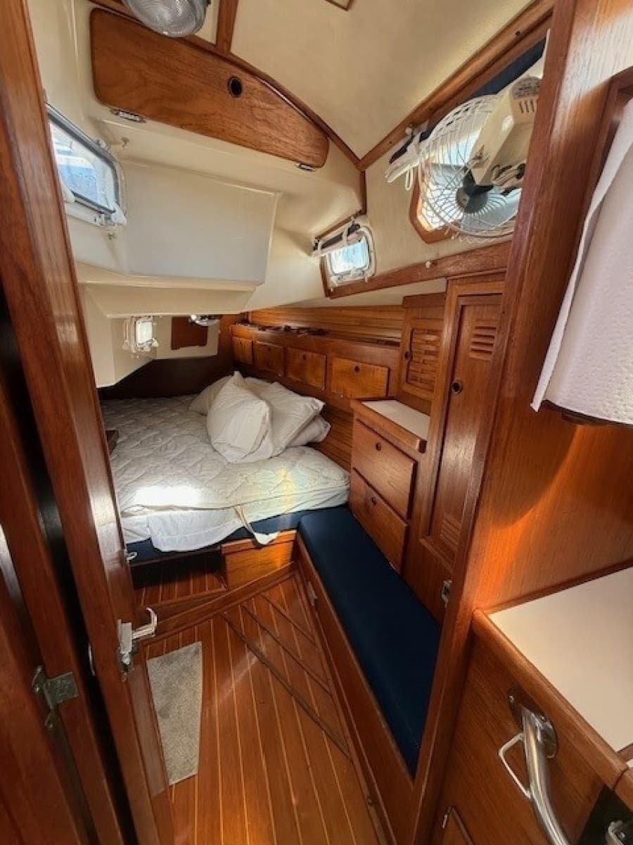 1988 Sabre 42 CN Sloop - Photo 39