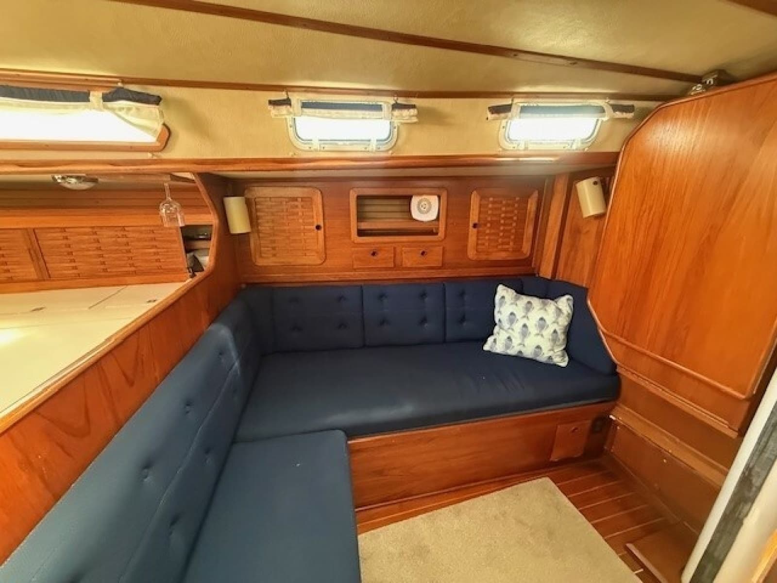 1988 Sabre 42 CN Sloop - Photo 42