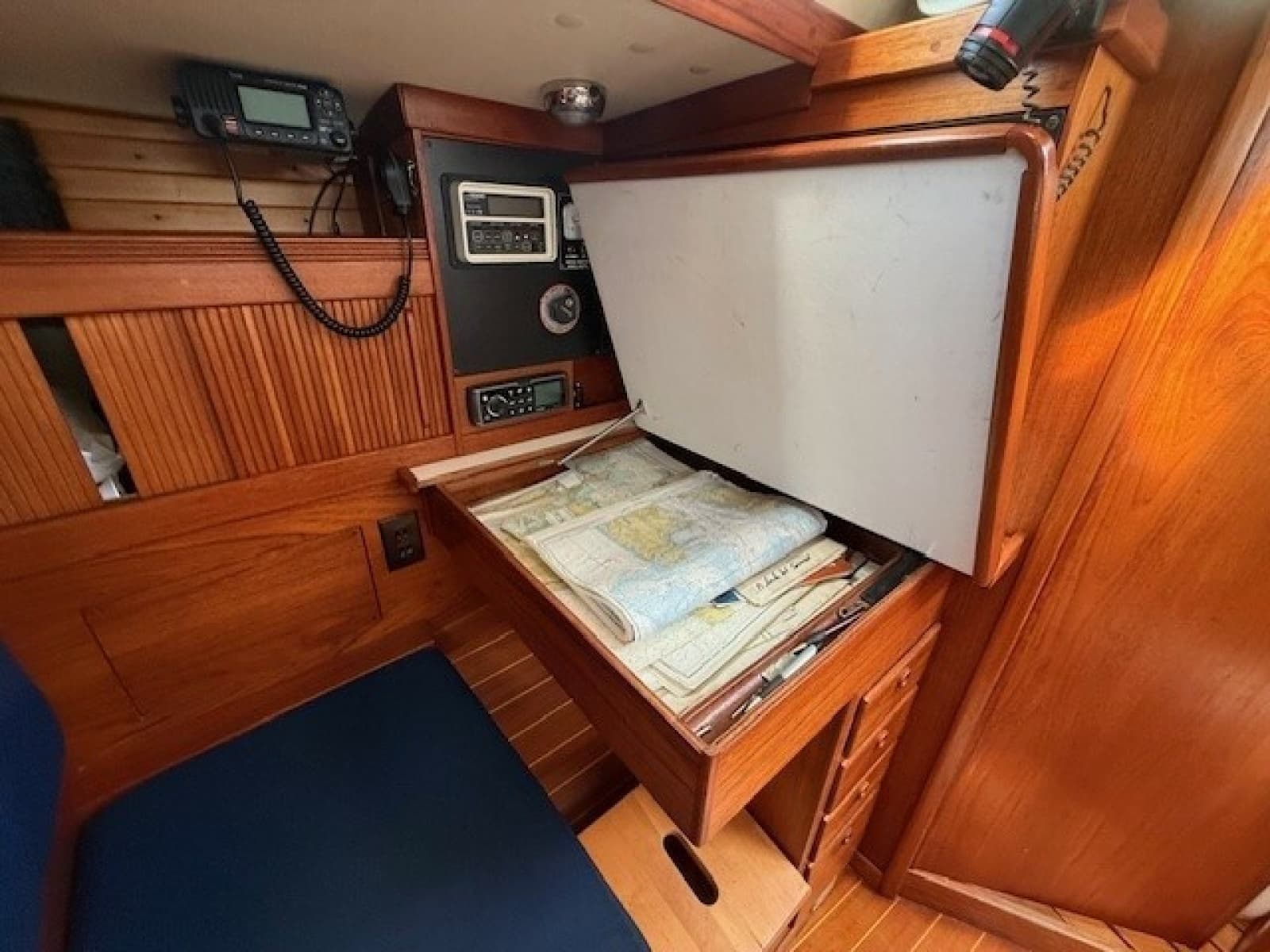 1988 Sabre 42 CN Sloop - Photo 12