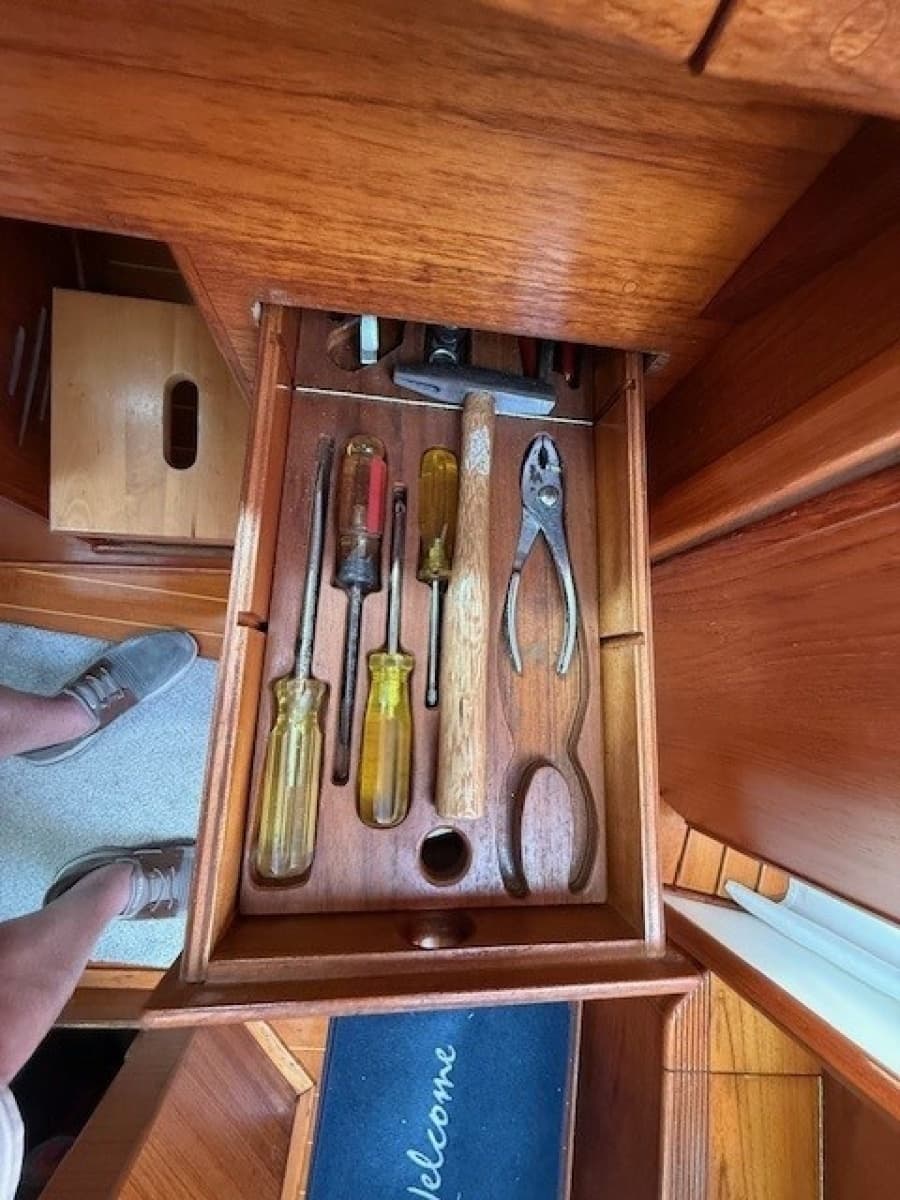 1988 Sabre 42 CN Sloop - Photo 9