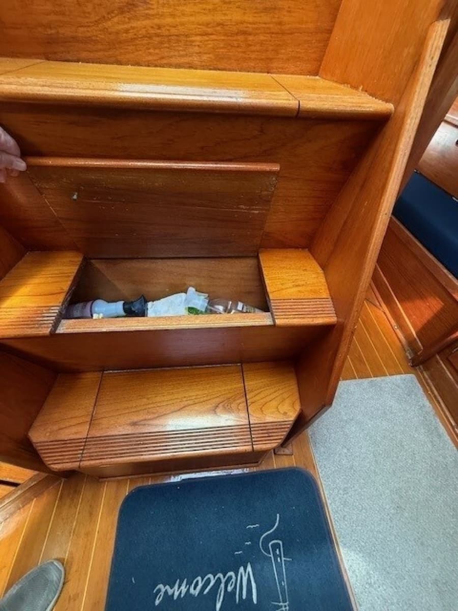 1988 Sabre 42 CN Sloop - Photo 8