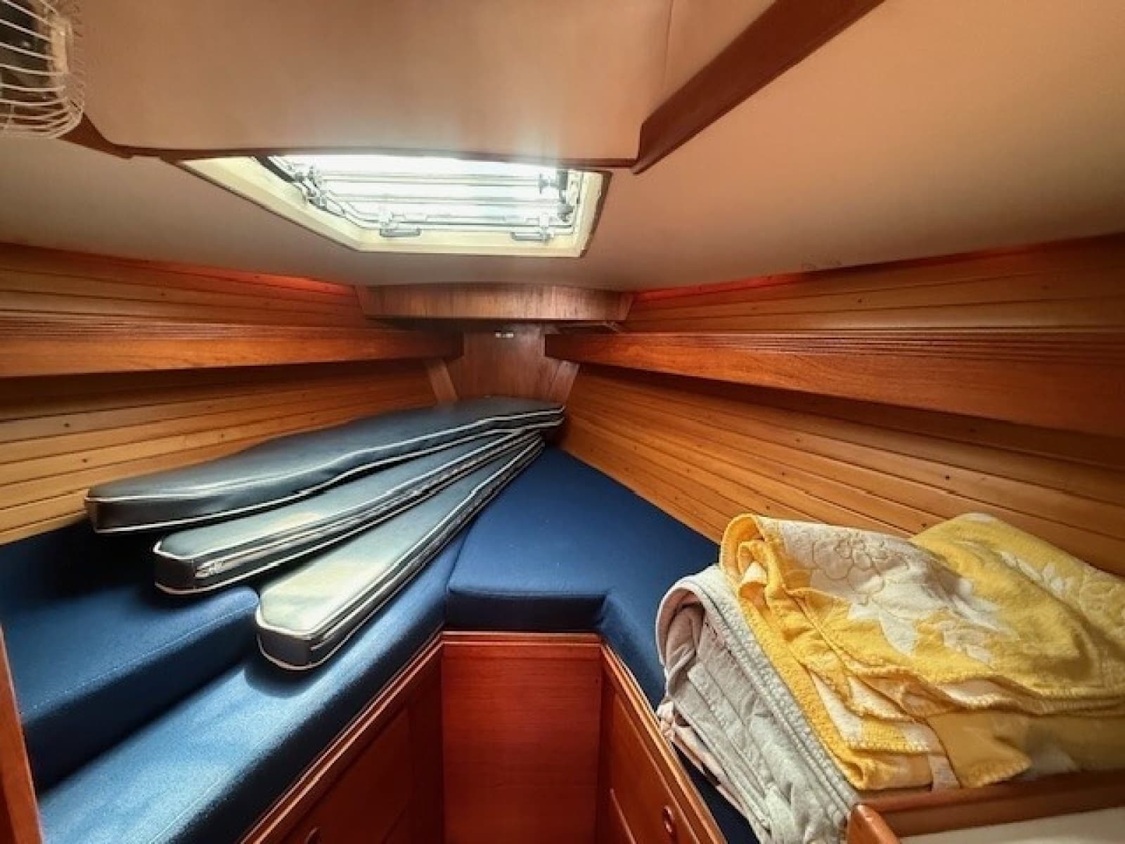 1988 Sabre 42 CN Sloop - Photo 49
