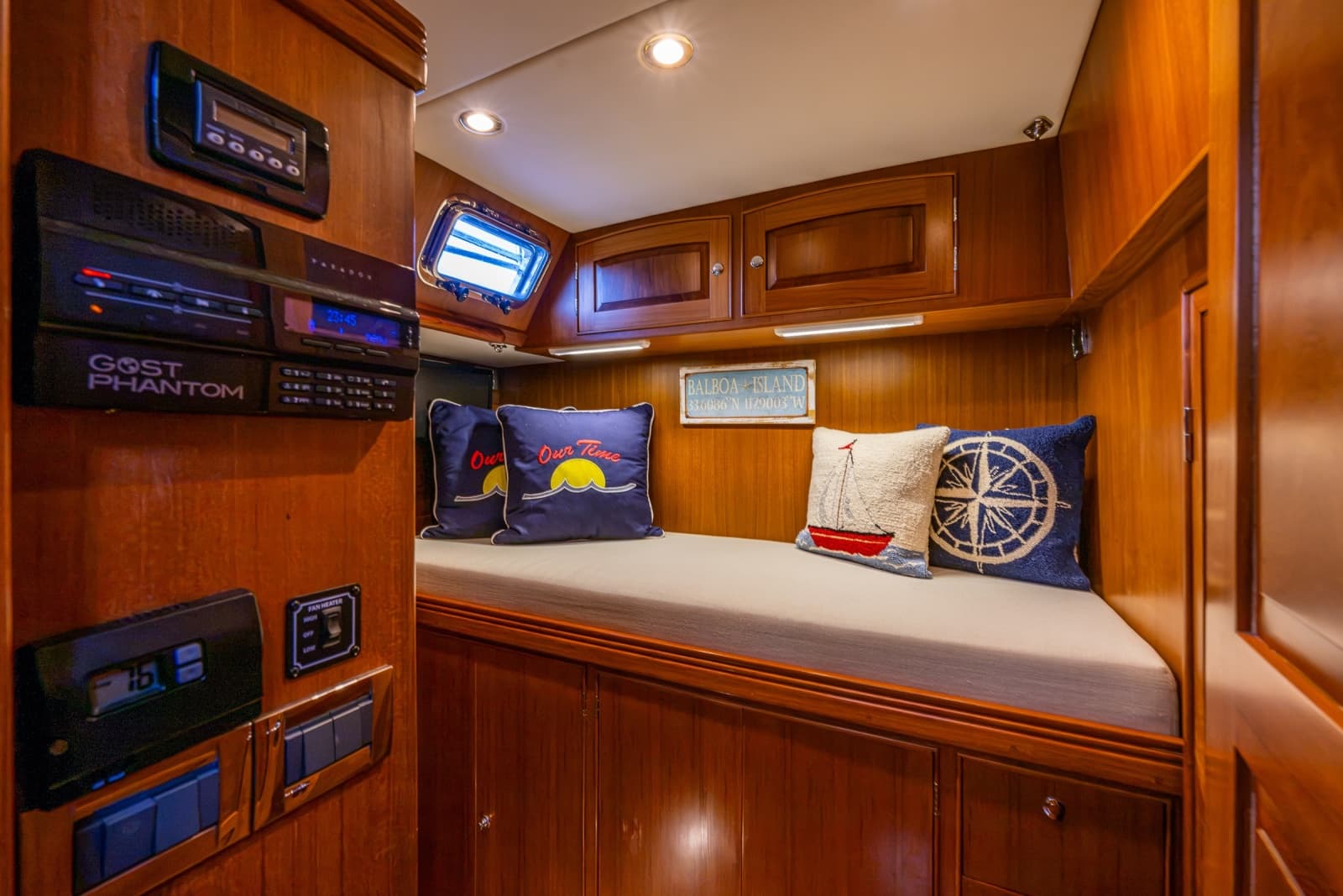 2014 Hylas  - Photo 20