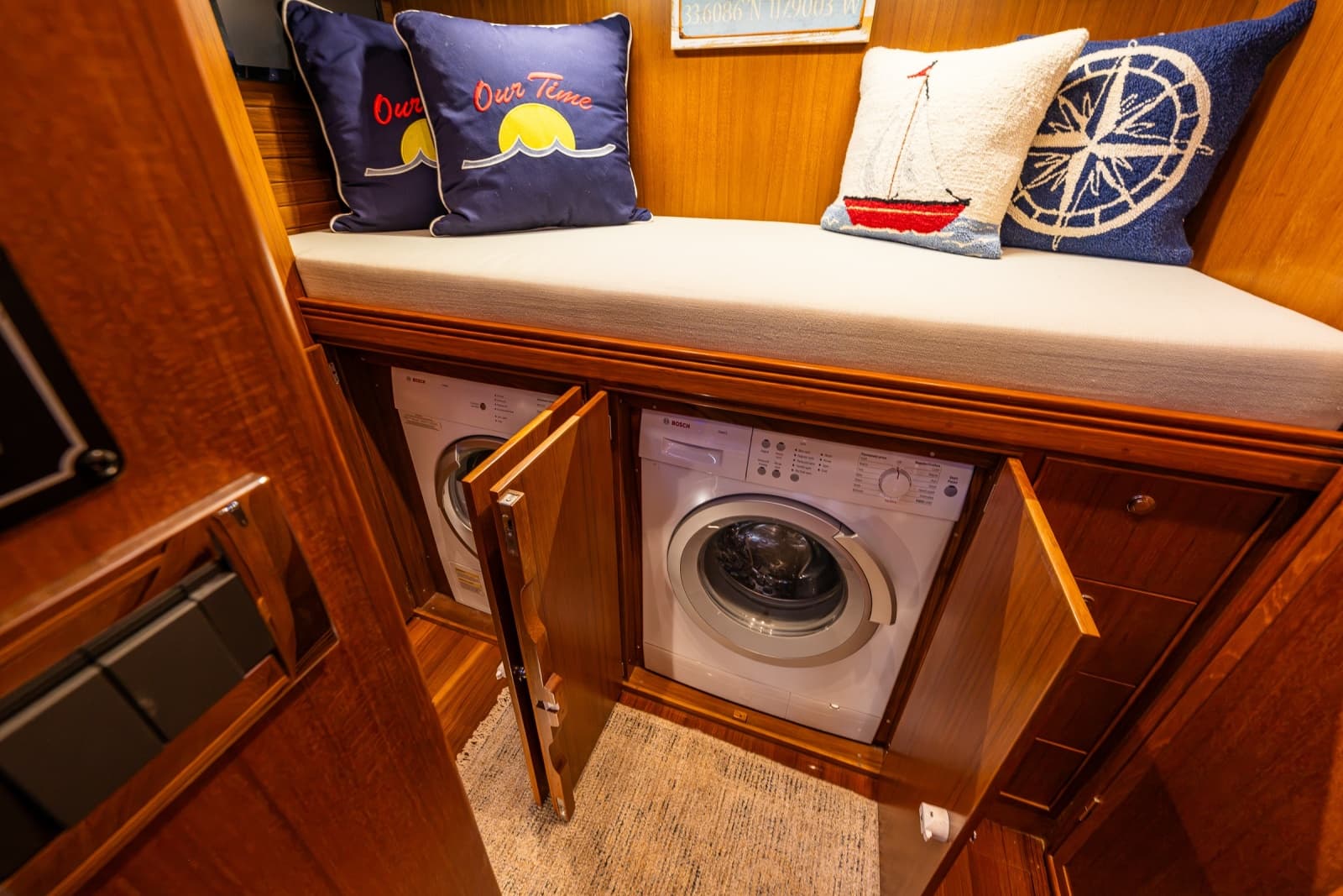 2014 Hylas  - Photo 21