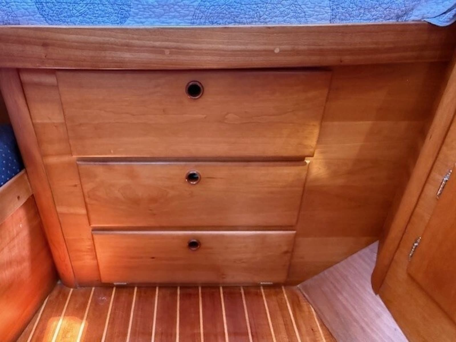 1998 Sabre 402 - Photo 58
