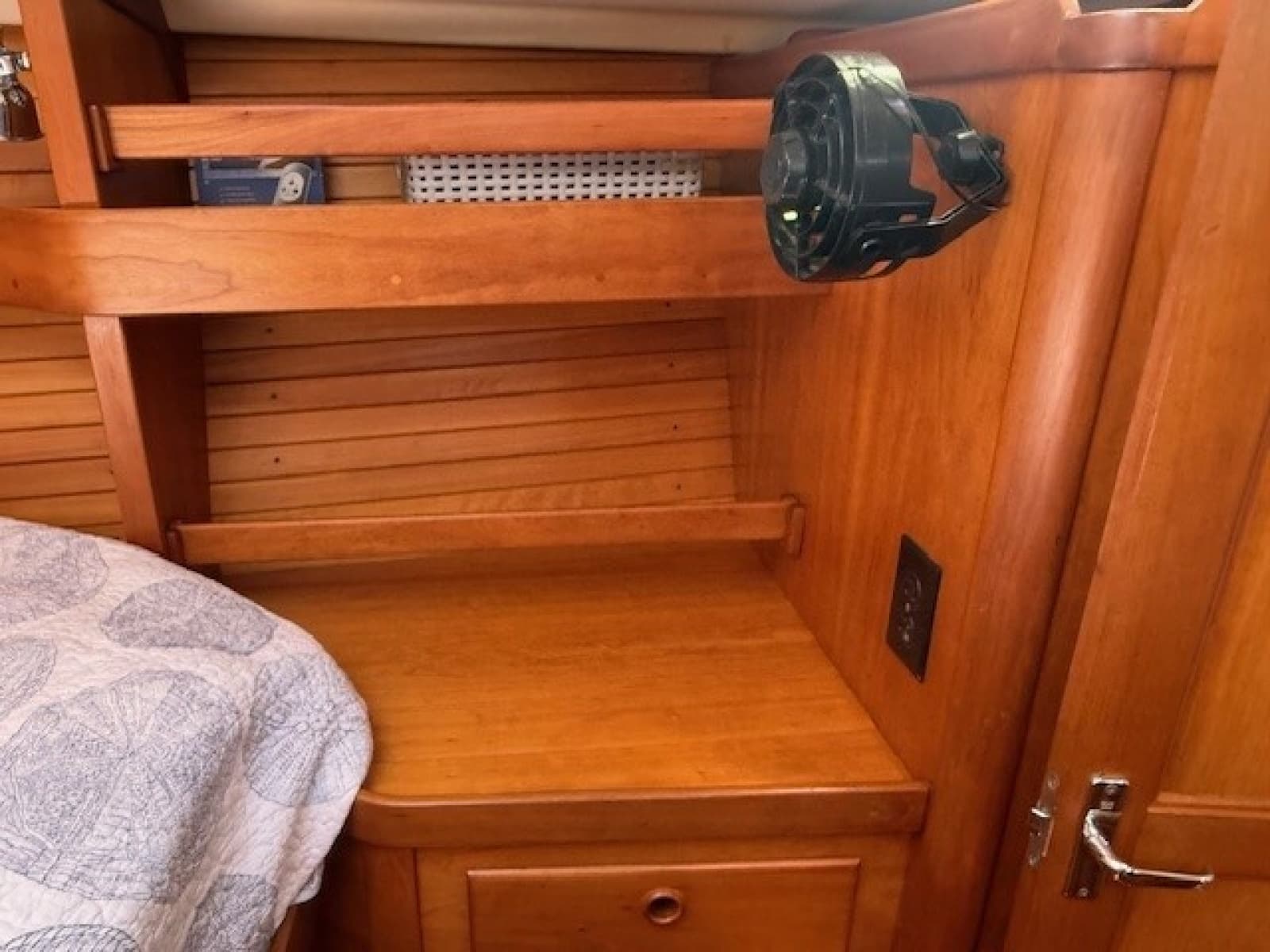 1998 Sabre 402 - Photo 56