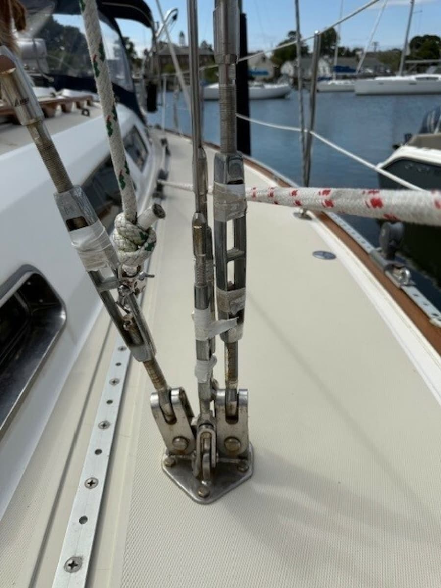 1998 Sabre 402 - Photo 35
