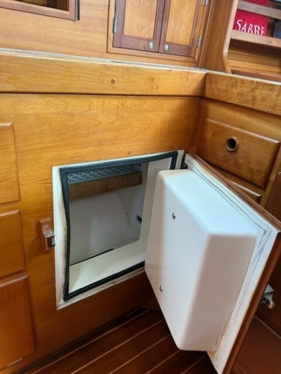 1998 Sabre 402 - Photo 145