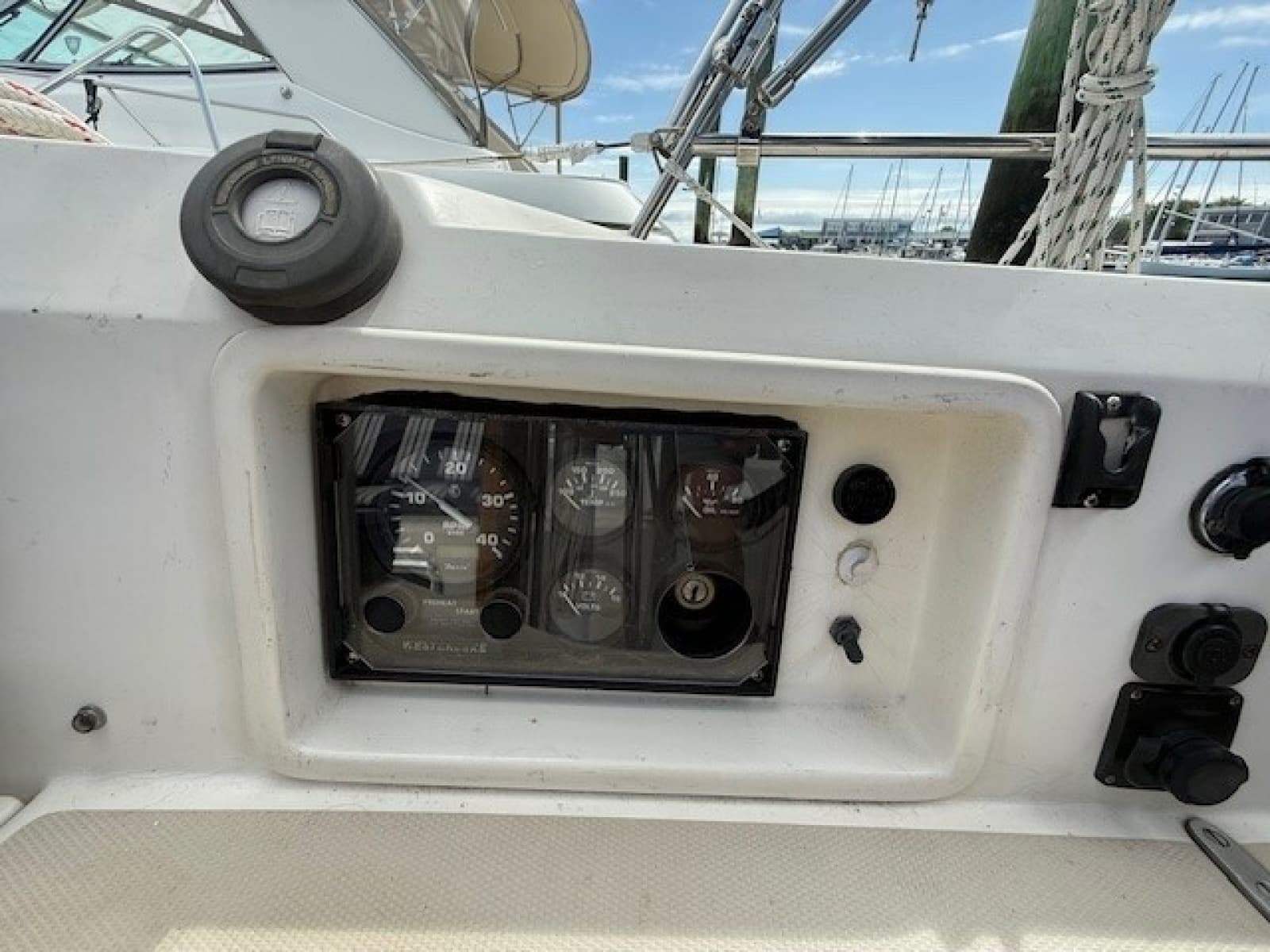 1998 Sabre 402 - Photo 12