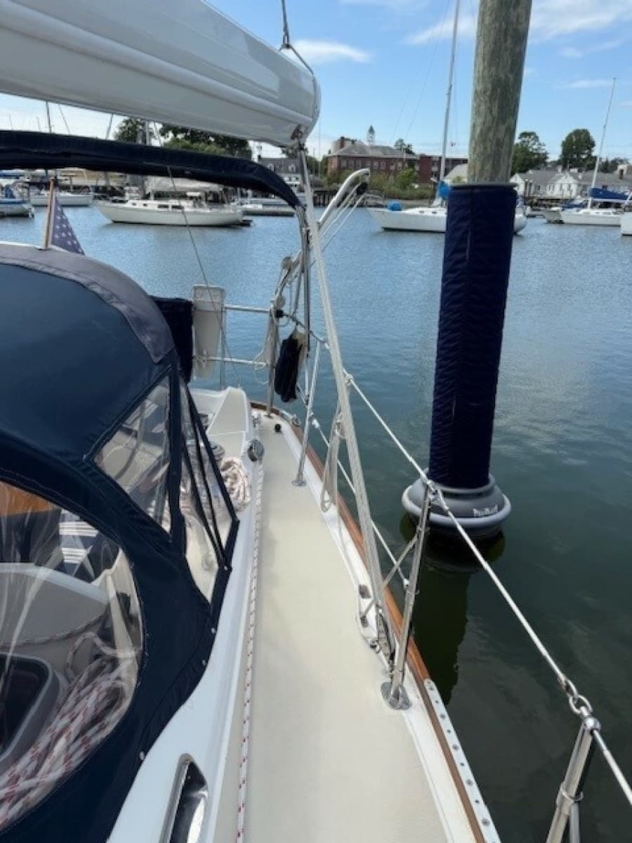 1998 Sabre 402 - Photo 36