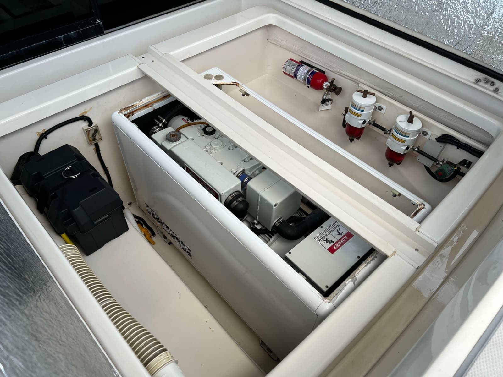 2016 Aquila 48 - Photo 36