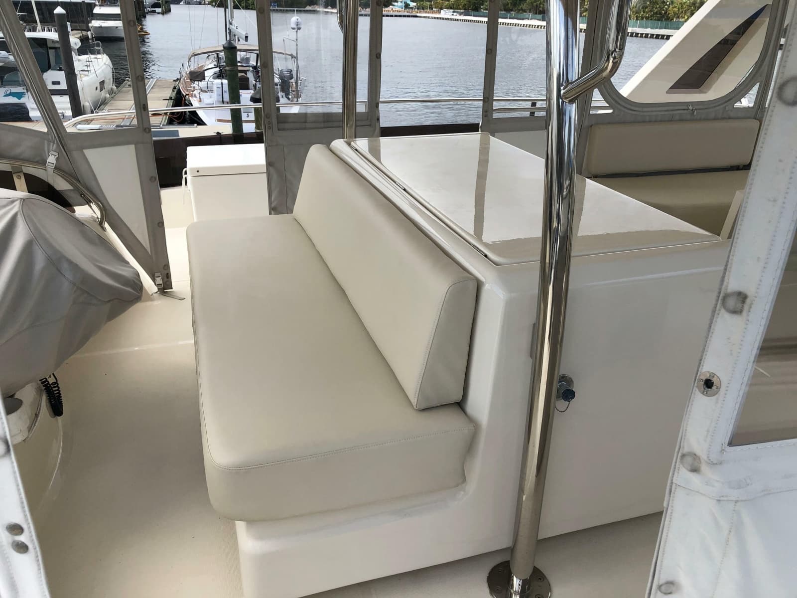 2016 Aquila 48 - Photo 35