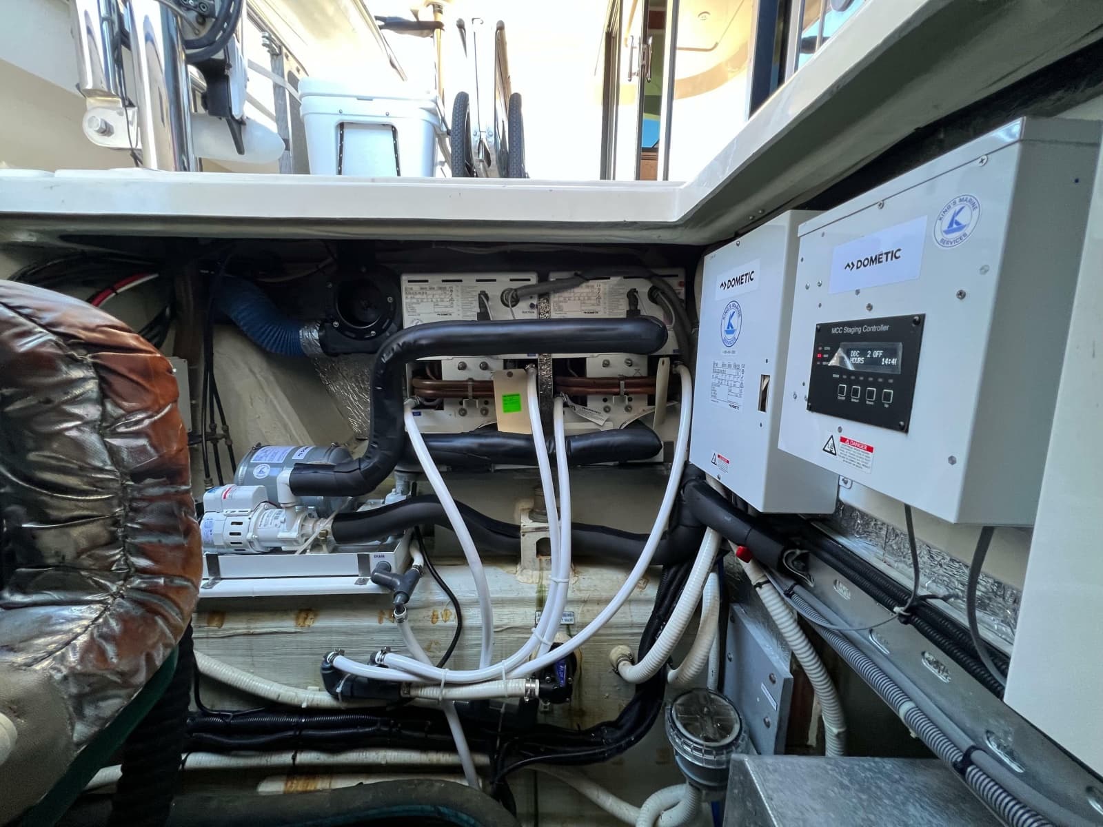 2016 Aquila 48 - Photo 27