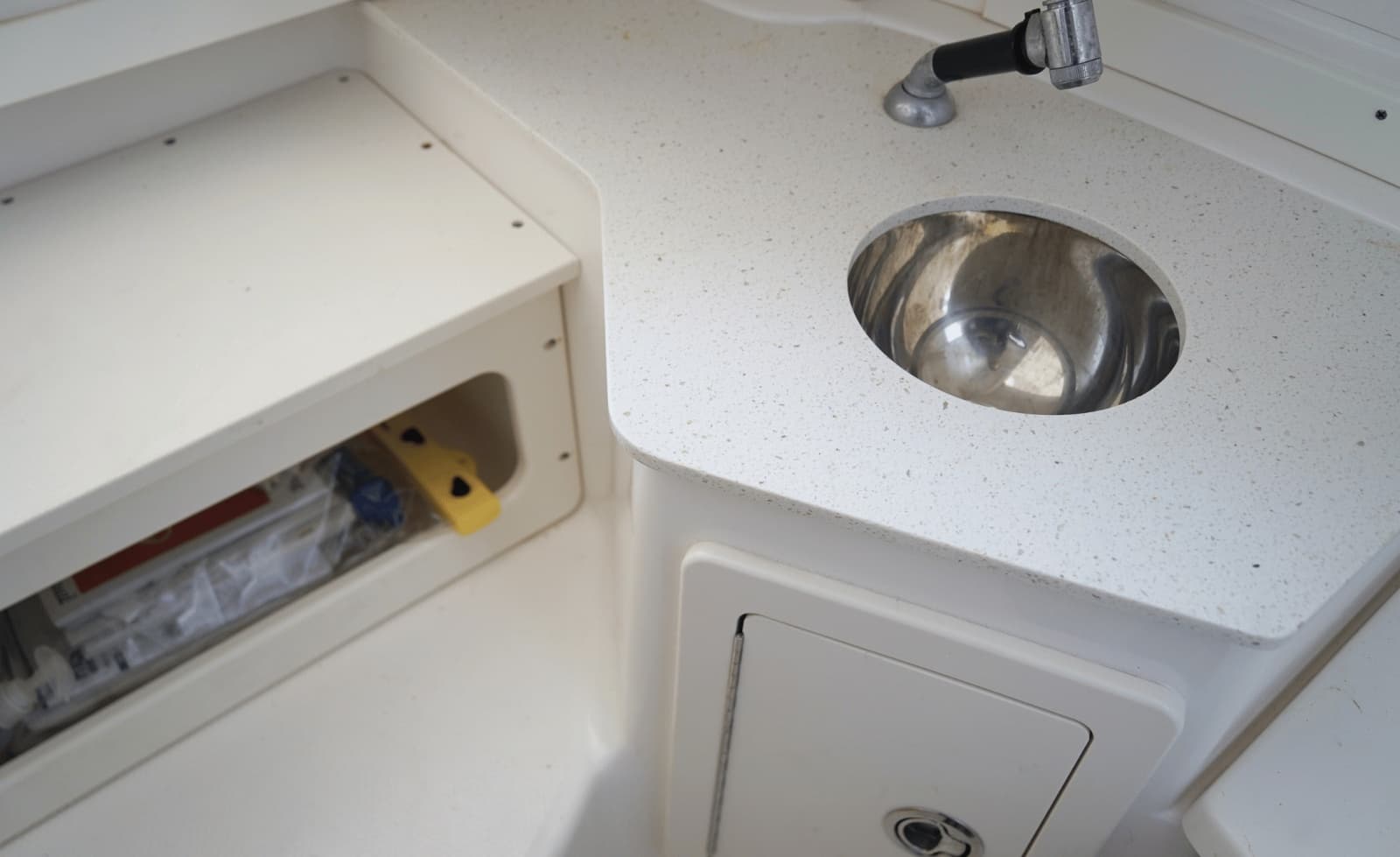 2020 Robalo 302 - Photo 53