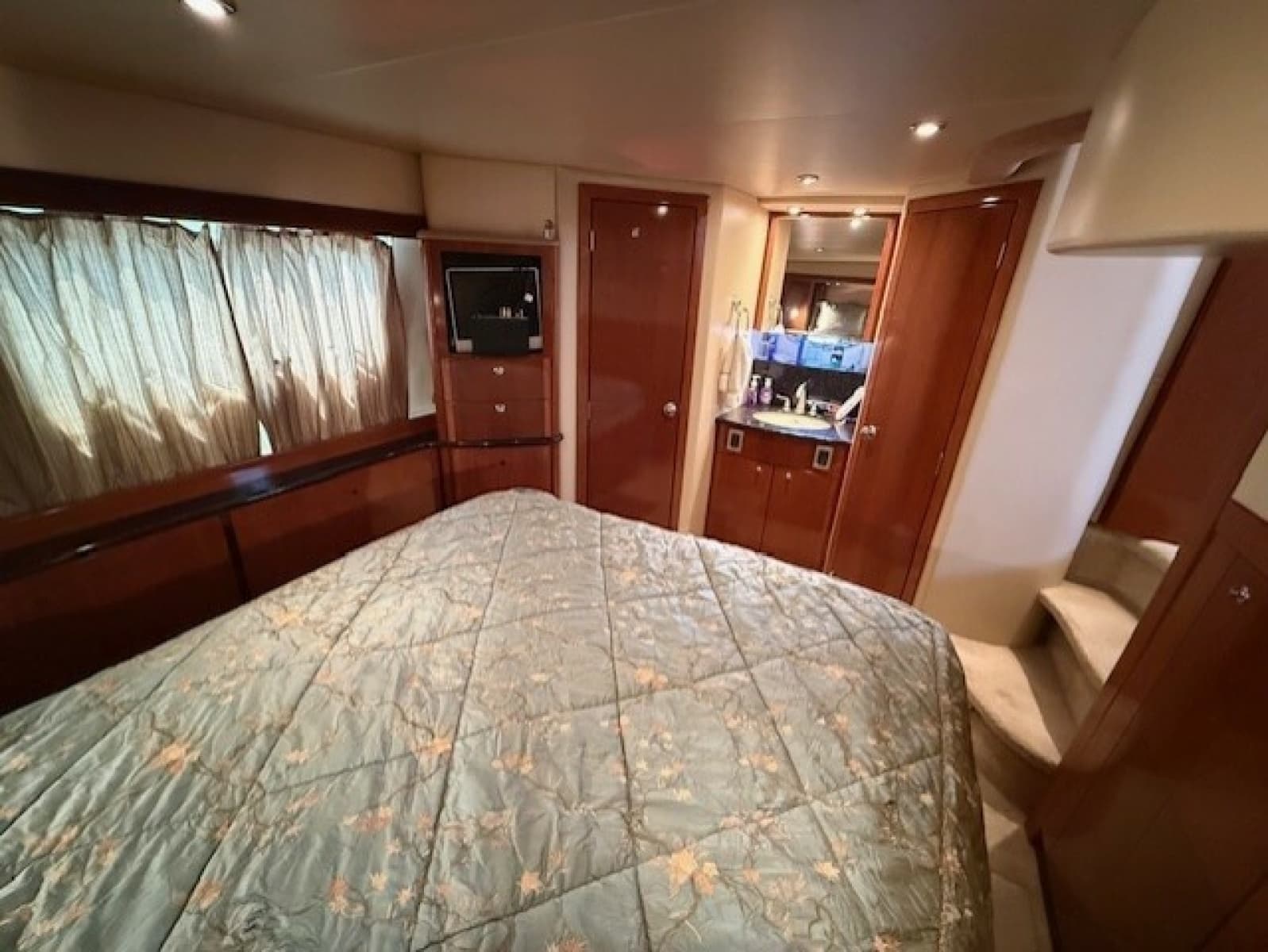 2007 Meridian 408 Aft Cabin - Photo 17