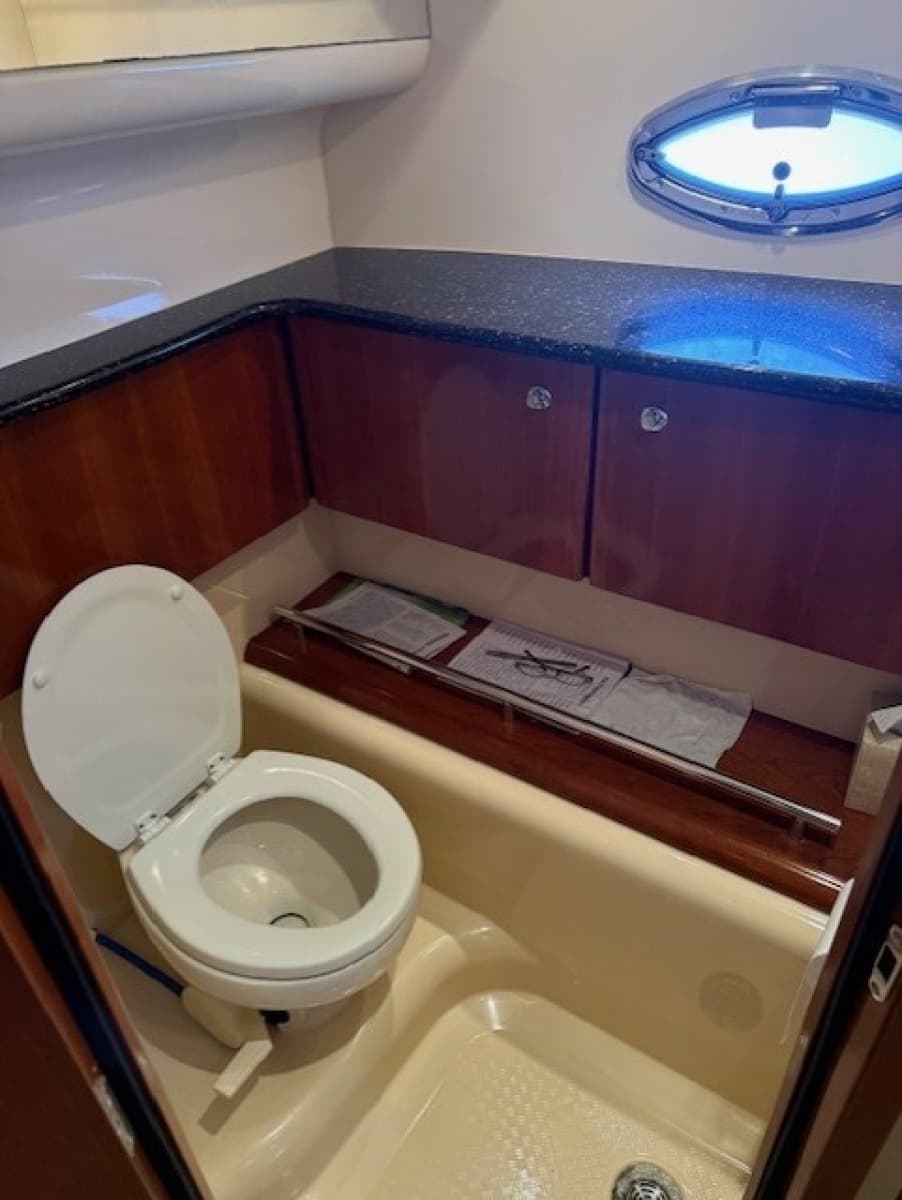 2007 Meridian 408 Aft Cabin - Photo 19
