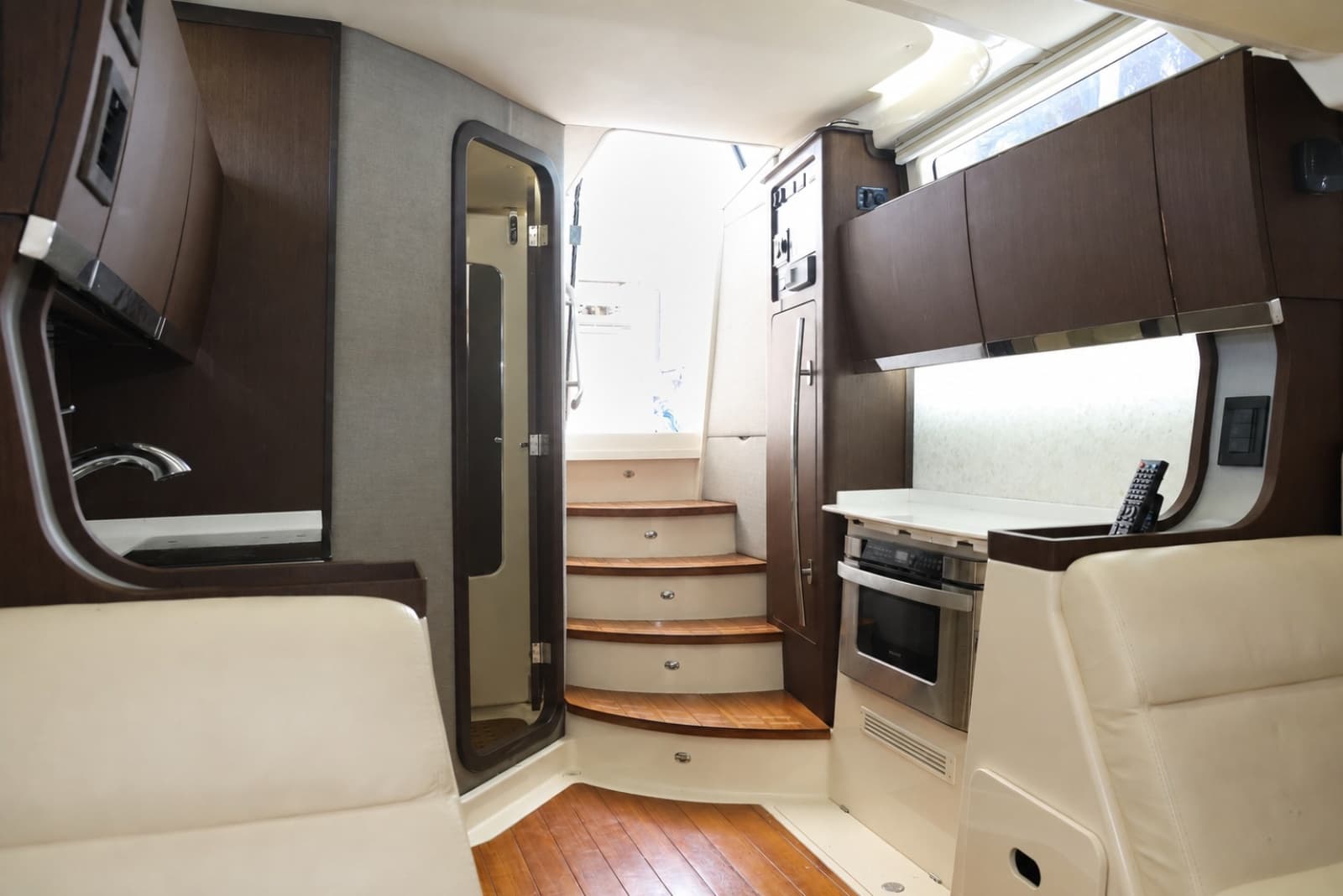 2020 Grady-White 456 - Photo 8