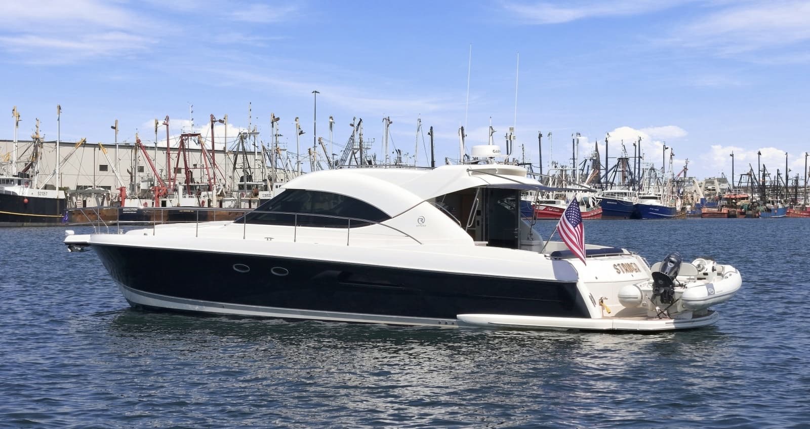 2009 Riviera 4700 Sport Yacht - Photo 2