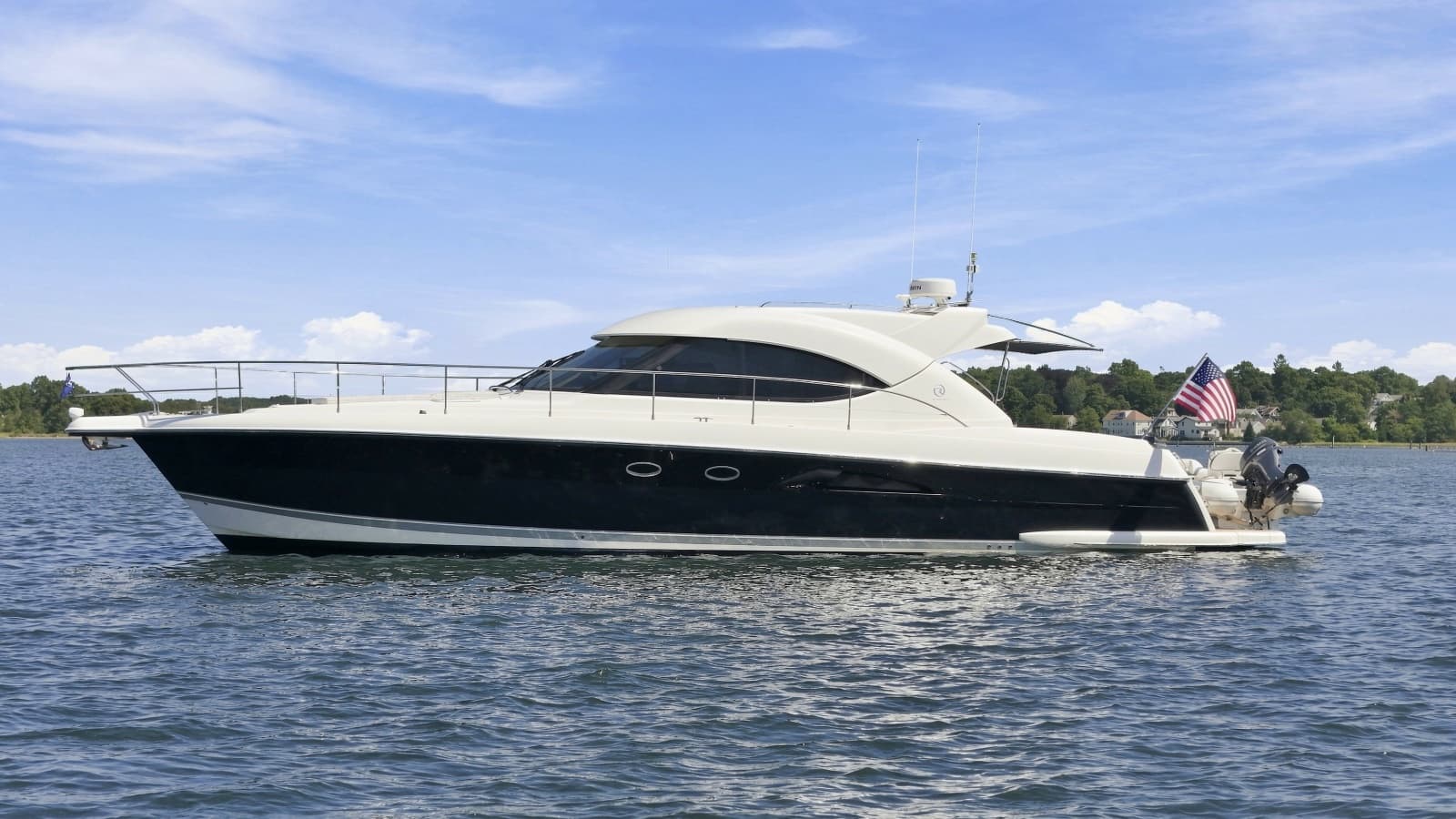 2009 Riviera 4700 Sport Yacht - Photo 1