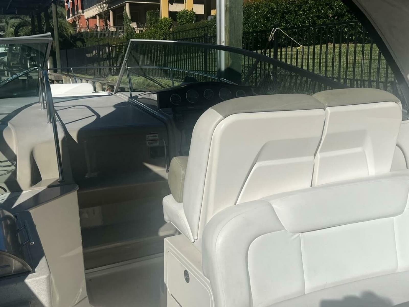 2007 Sea Ray 310 Sundancer - Photo 8