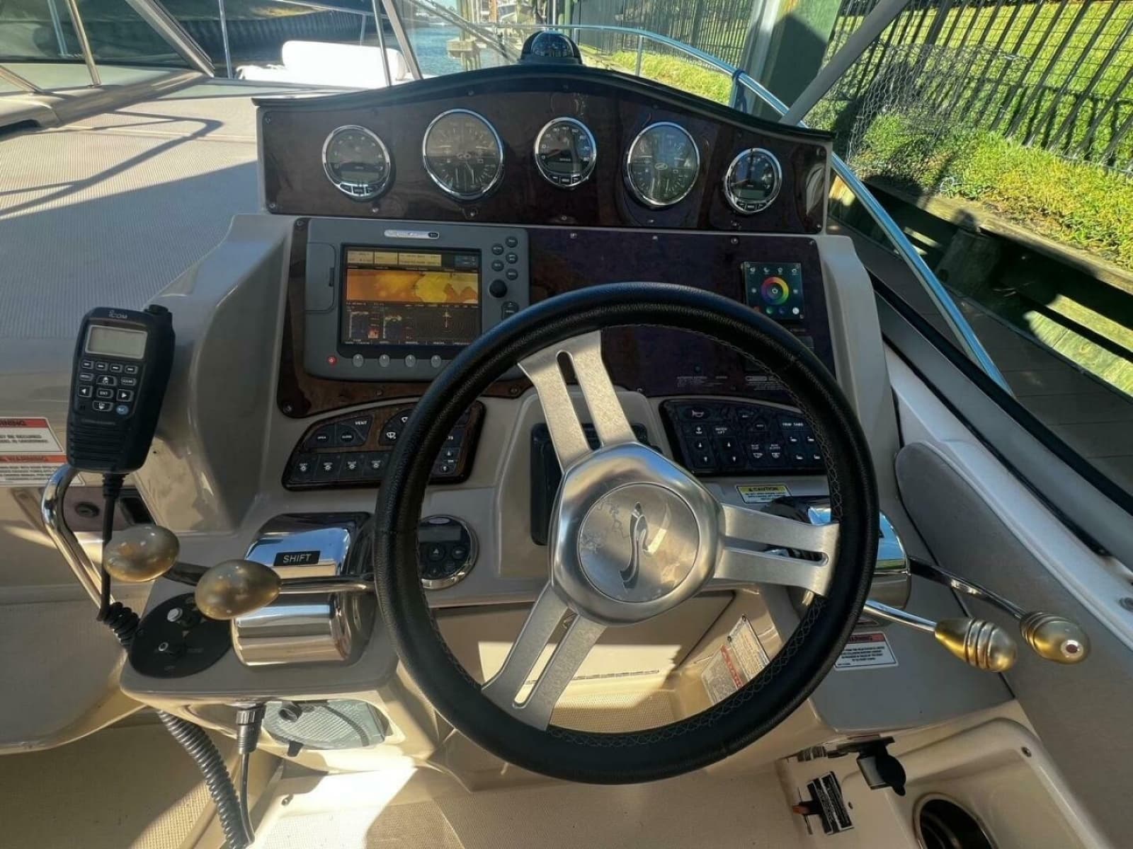 2007 Sea Ray 310 Sundancer - Photo 13