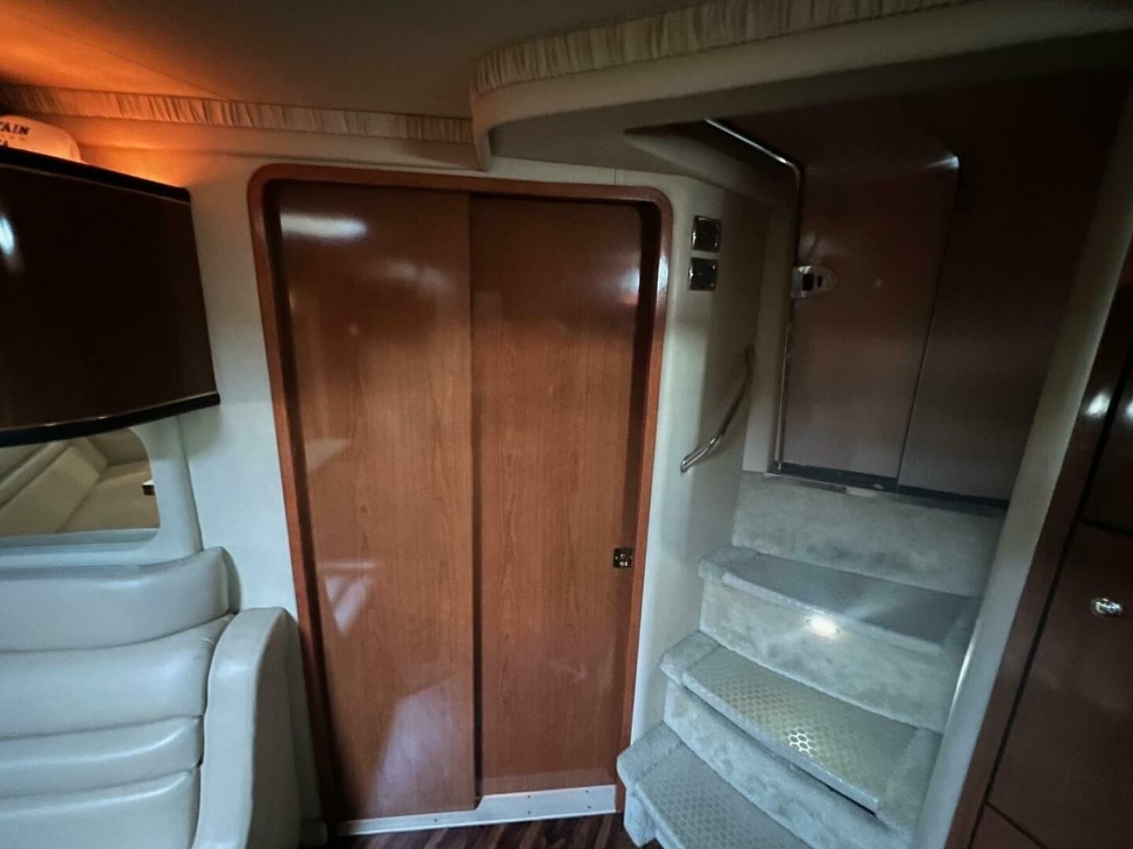 2002 Sea Ray 460 Sundancer - Photo 43