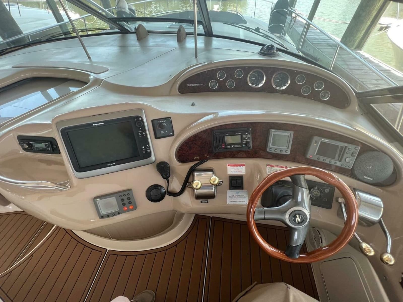 2002 Sea Ray 460 Sundancer - Photo 16