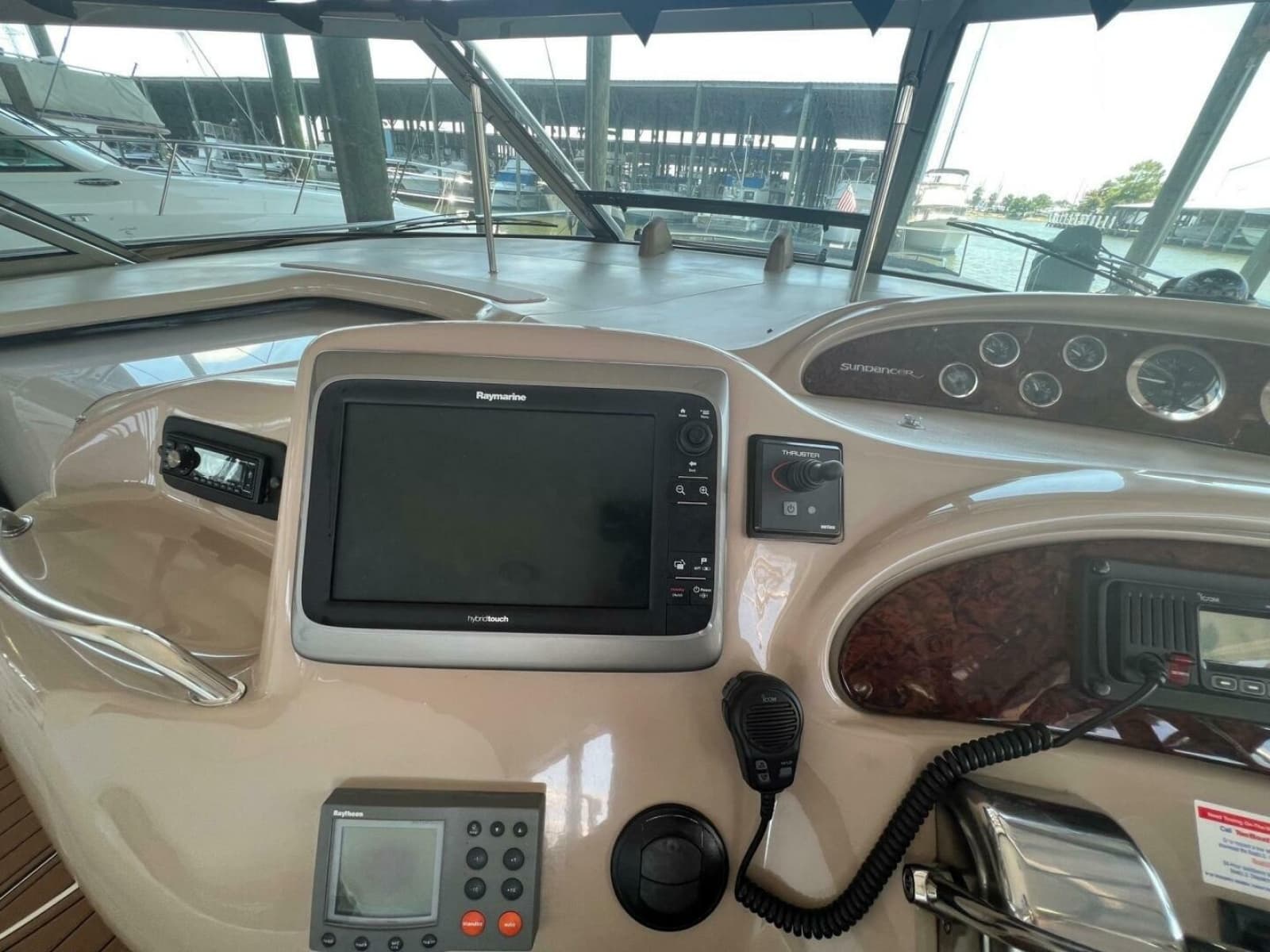 2002 Sea Ray 460 Sundancer - Photo 18