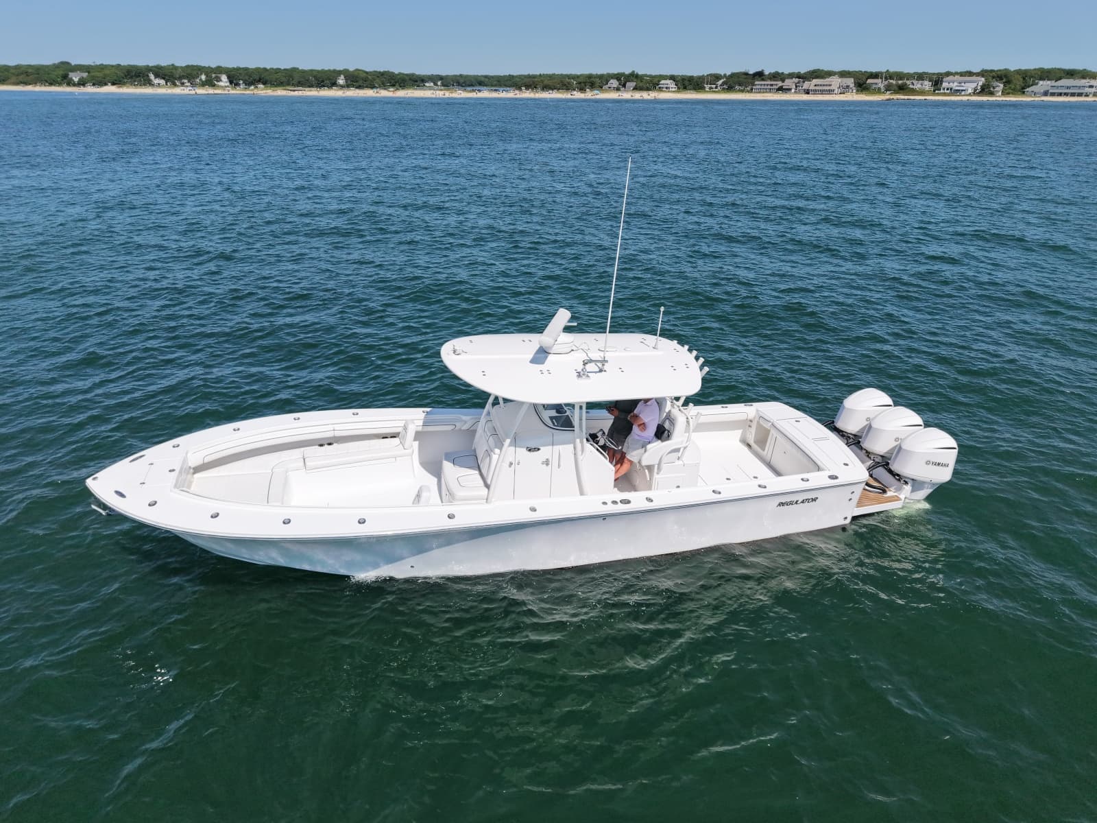 2016 Regulator 34CC - Photo 14