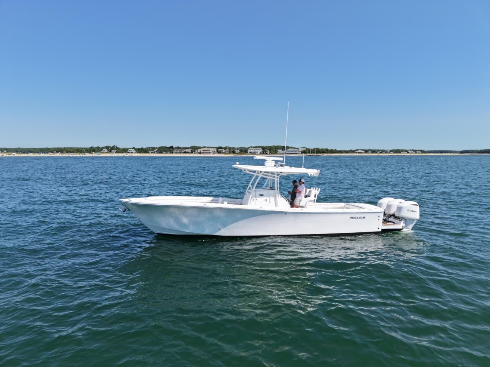 2016 Regulator 34CC - Photo 10