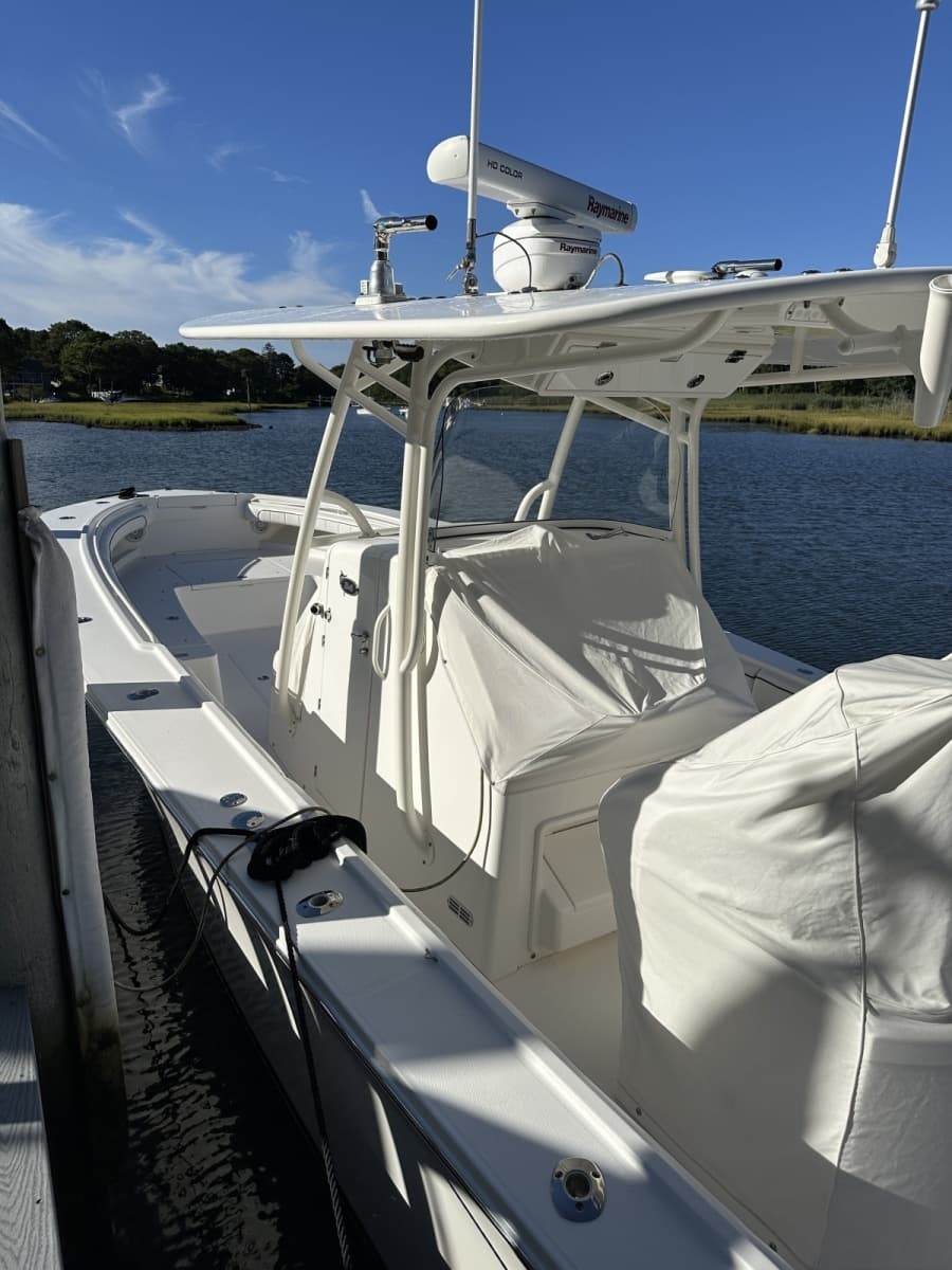 2016 Regulator 34CC - Photo 27