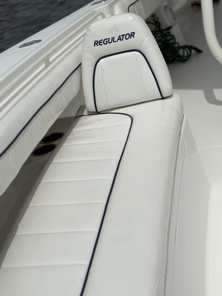 2016 Regulator 34CC - Photo 21