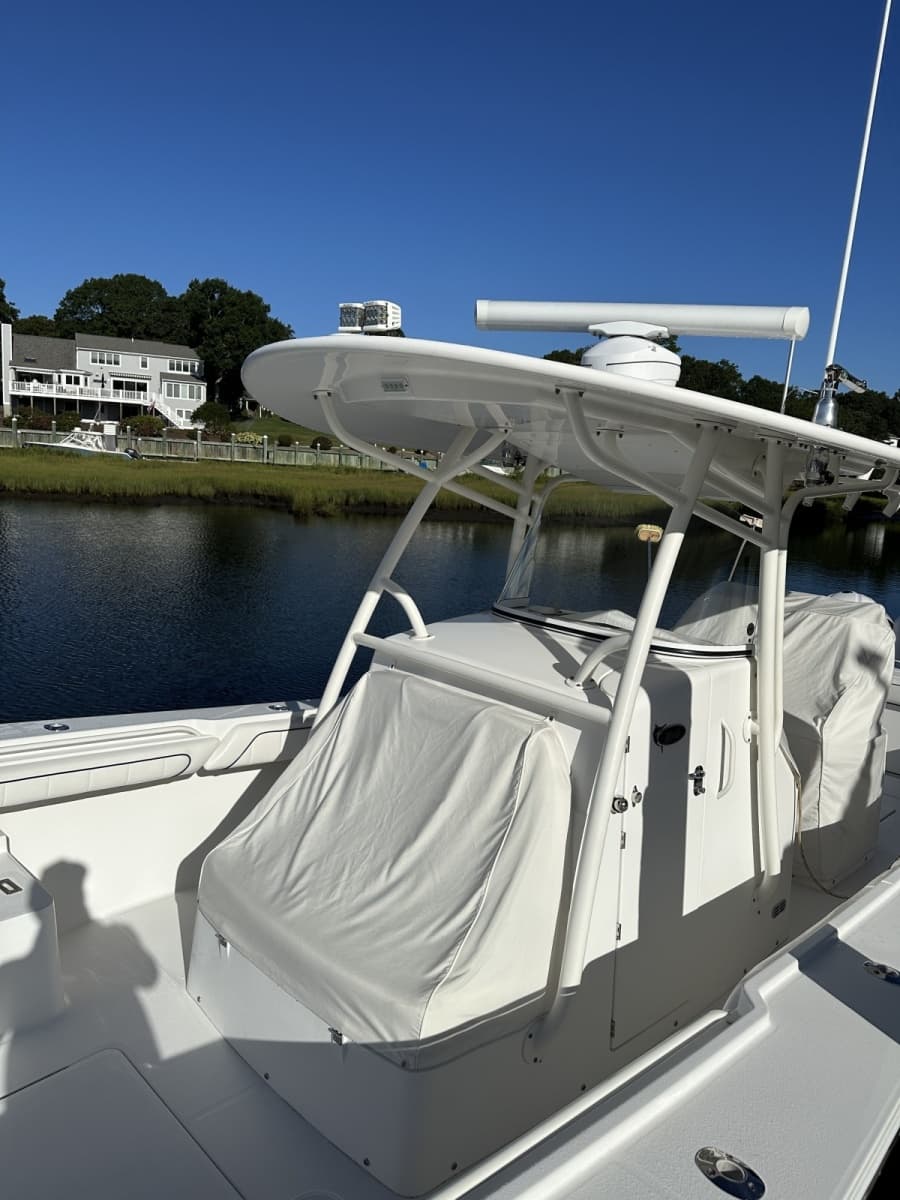 2016 Regulator 34CC - Photo 26