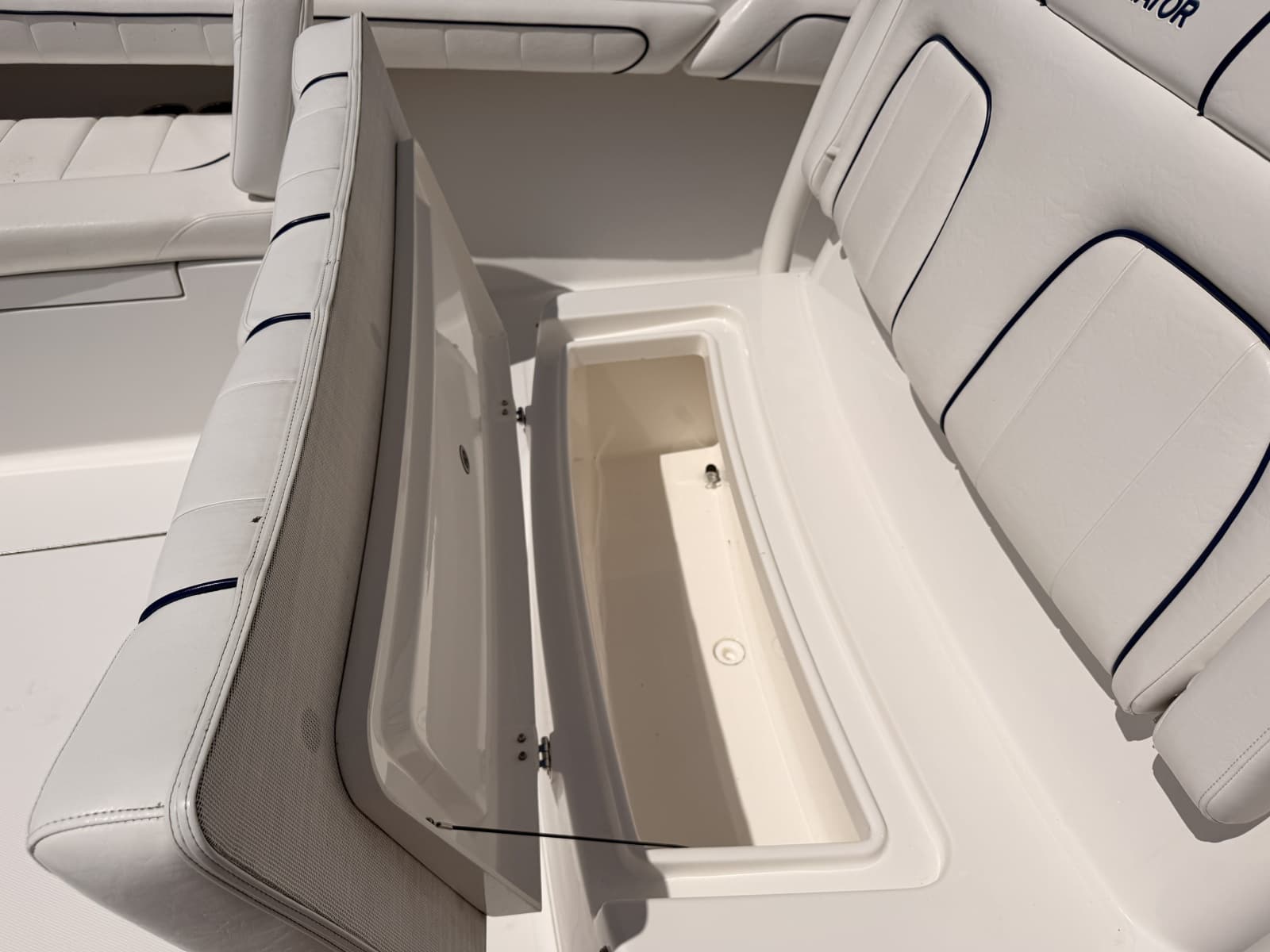 2016 Regulator 34CC - Photo 24