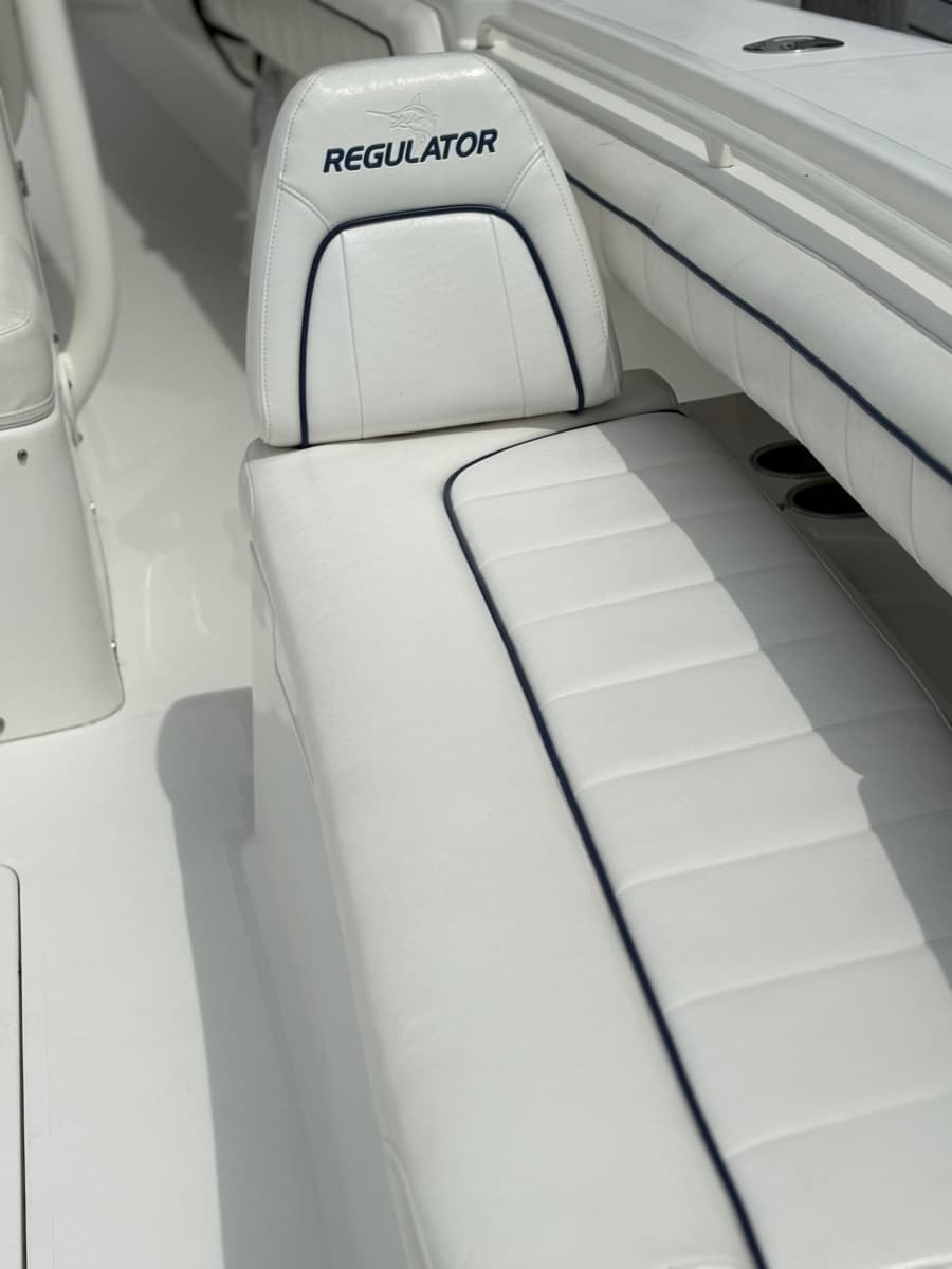 2016 Regulator 34CC - Photo 20
