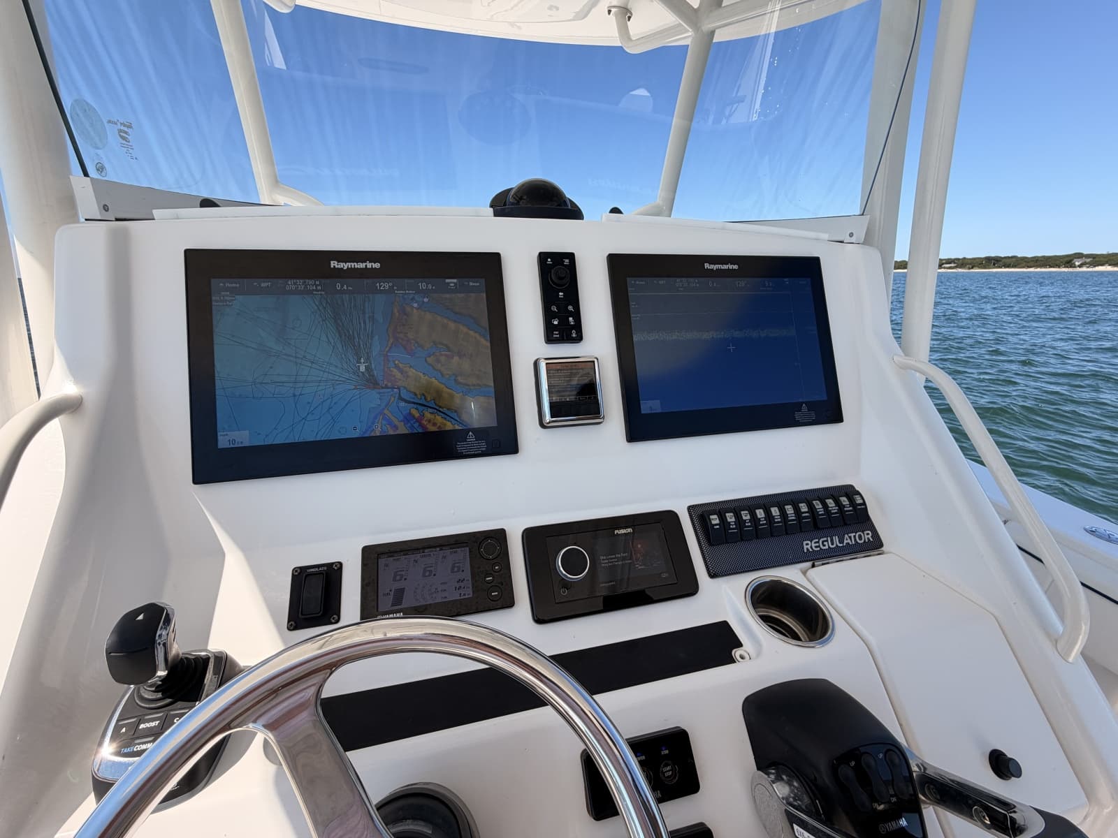 2016 Regulator 34CC - Photo 35
