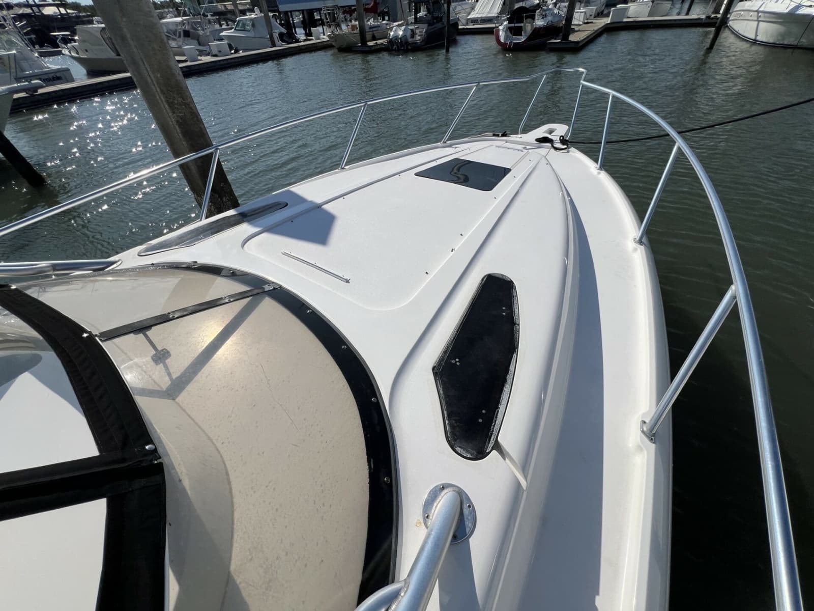 2007 Intrepid 377 Walkaround - Photo 27