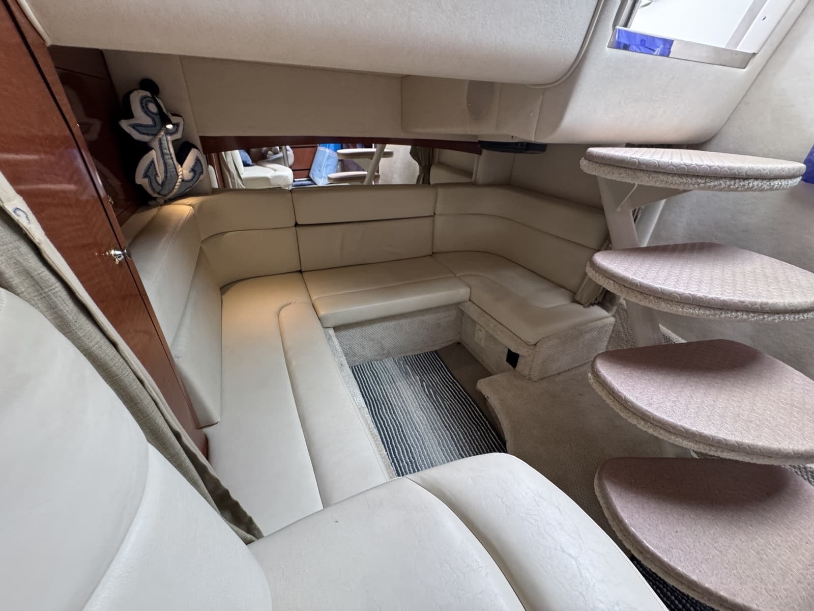 2004 Sea Ray 320 Sundancer - Photo 14