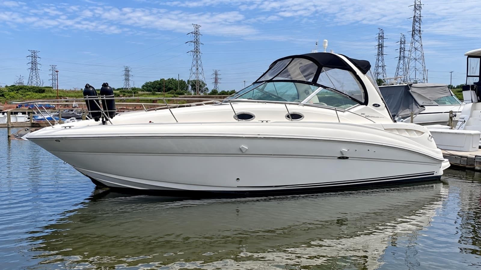 2004 Sea Ray 320 Sundancer - Photo 2
