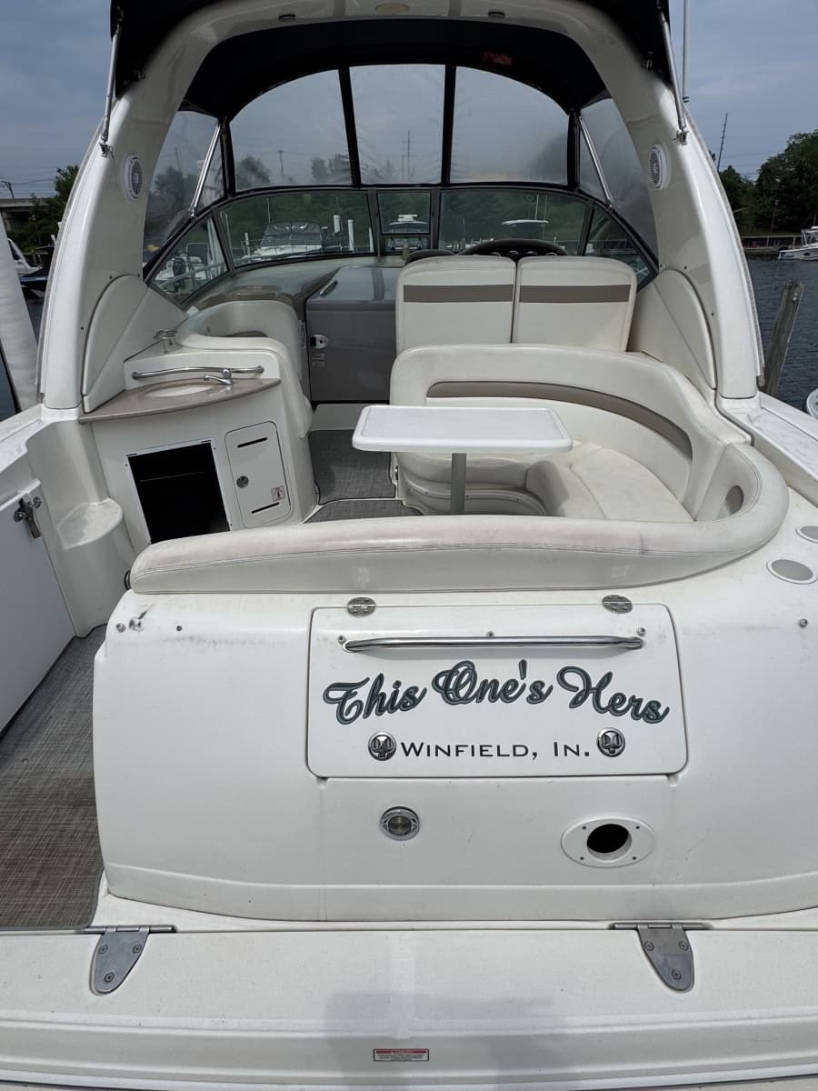 2004 Sea Ray 320 Sundancer - Photo 3