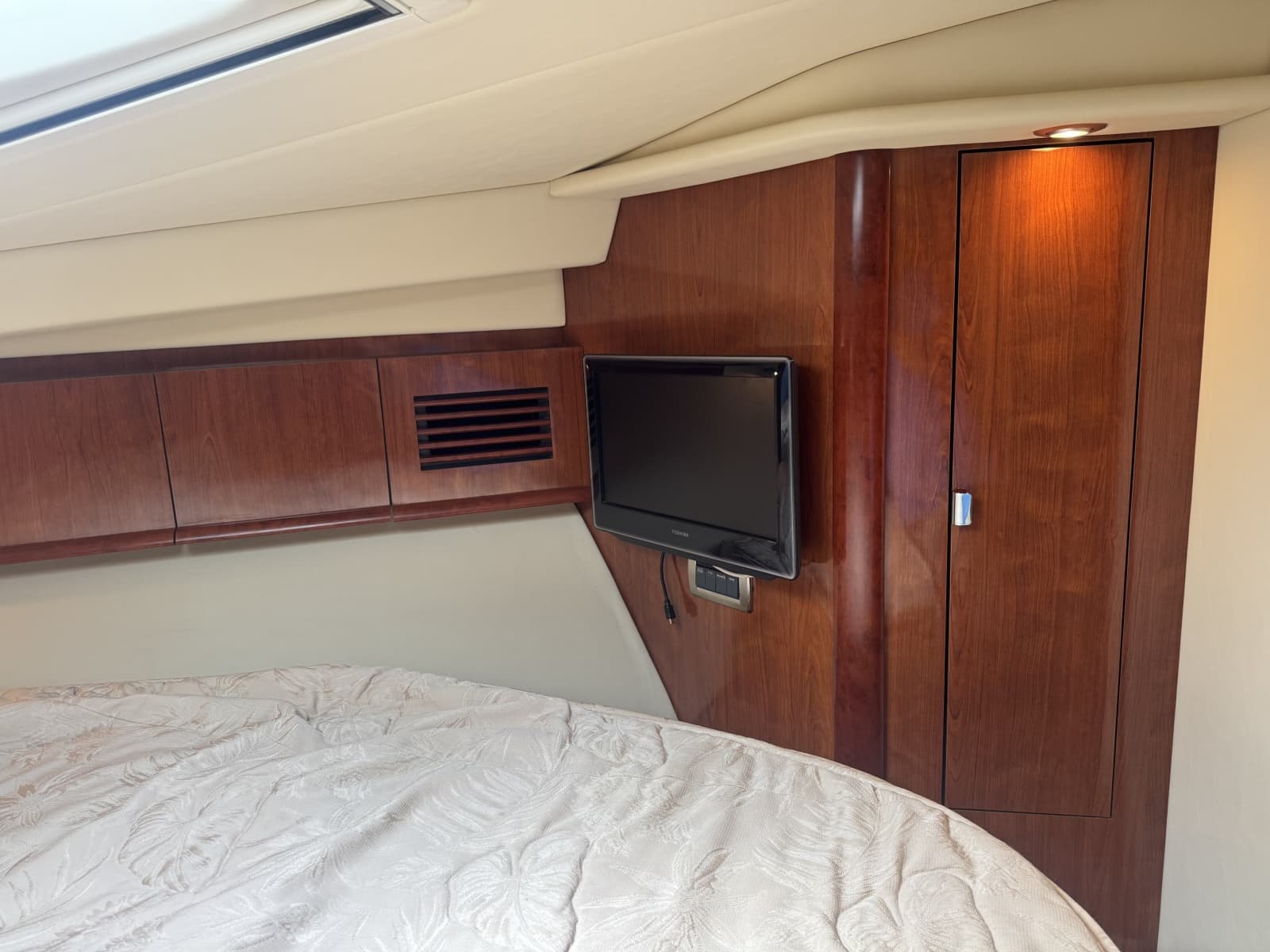 2006 Sea Ray 40 Sundancer - Photo 17