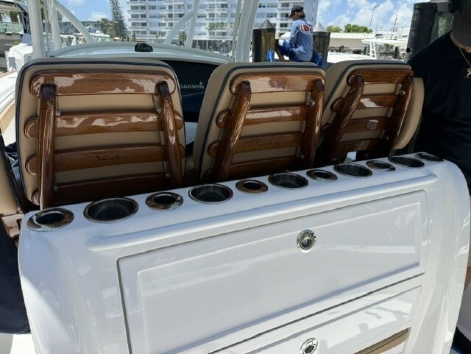 2021 Valhalla Boatworks V-33 - Photo 9