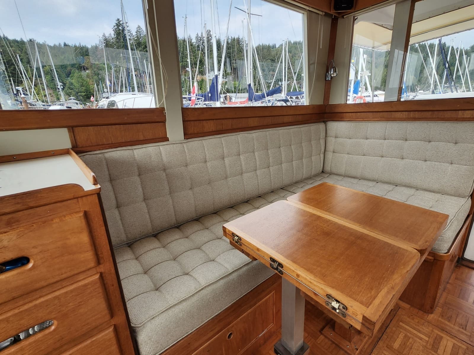 1974 Grand Banks 32 - Photo 11