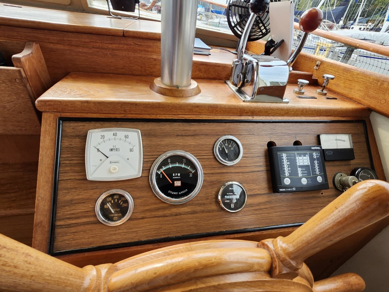 1974 Grand Banks 32 - Photo 9