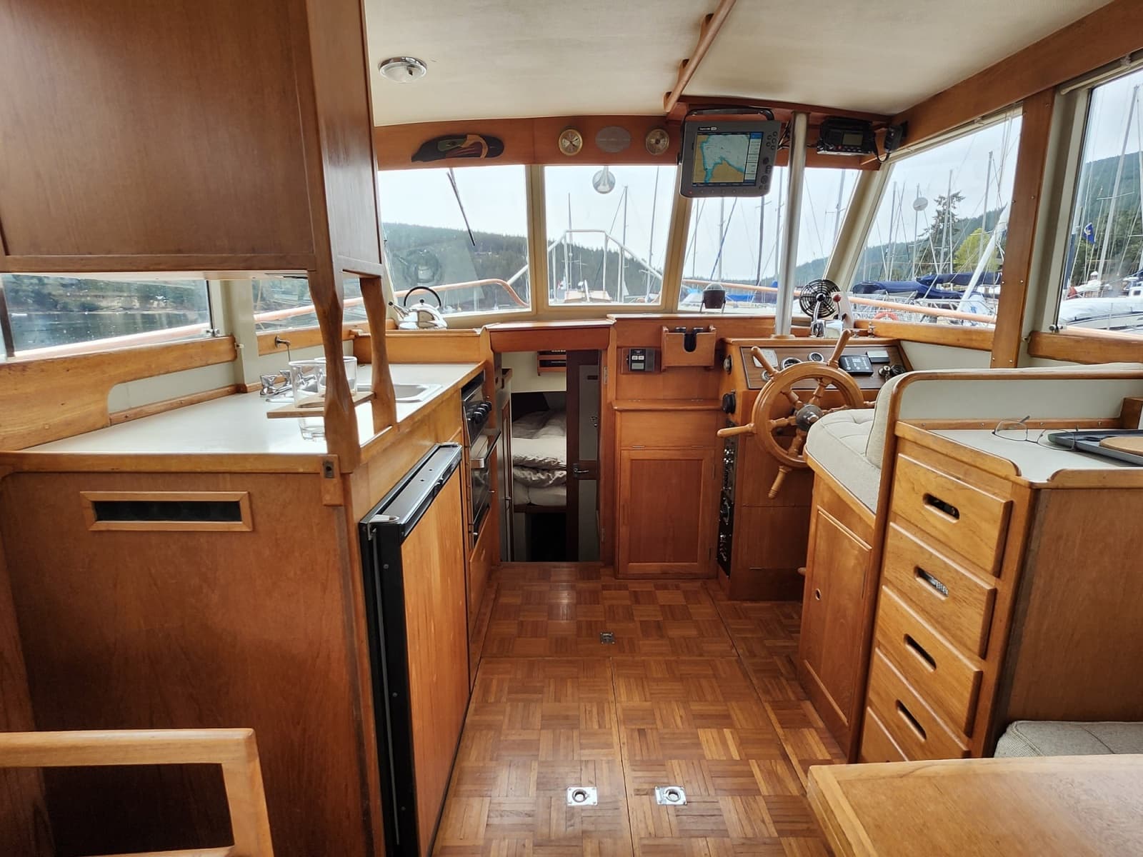 1974 Grand Banks 32 - Photo 14