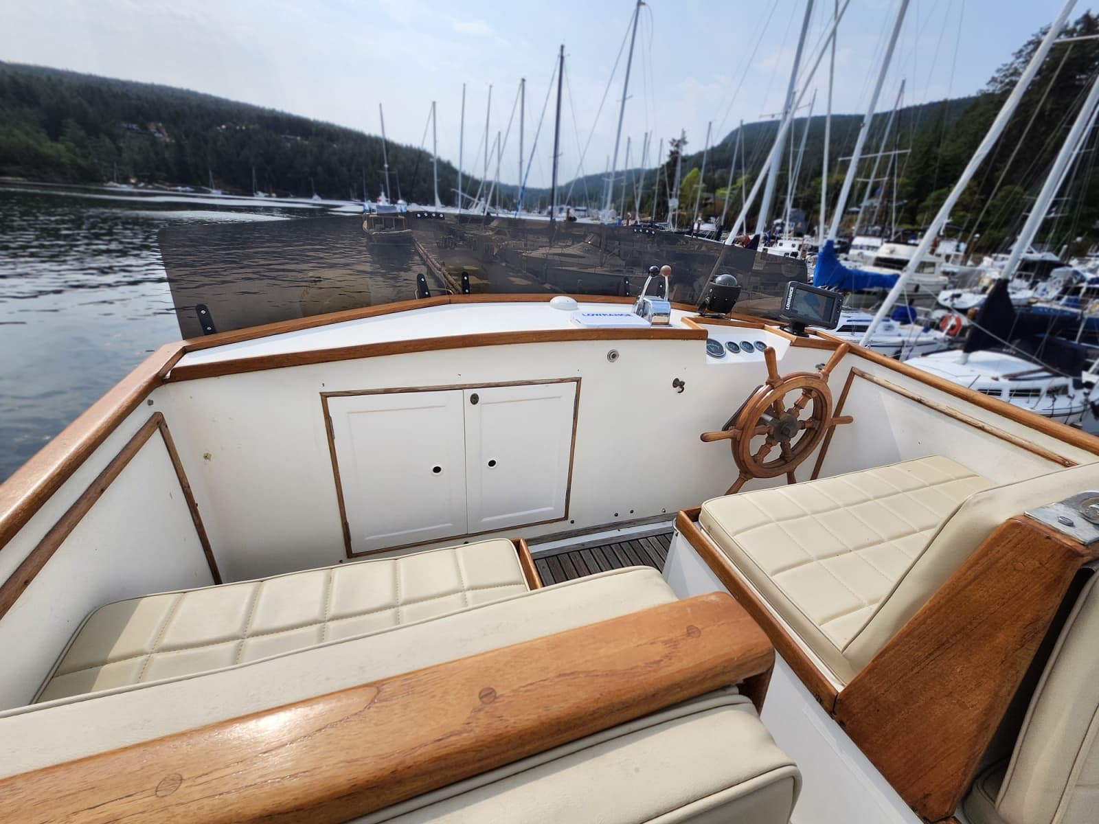 1974 Grand Banks 32 - Photo 17
