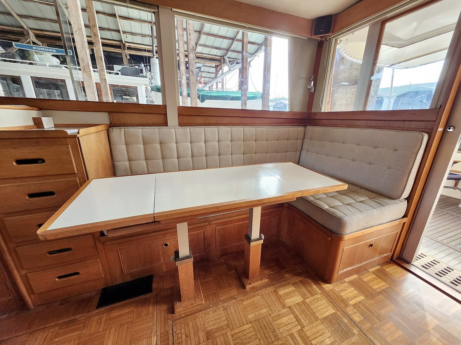 1974 Grand Banks 32 - Photo 12