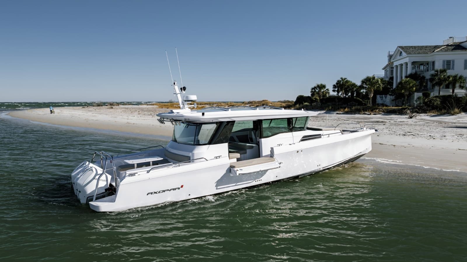 2023 Axopar 45 XC Cross Cabin - Photo 1