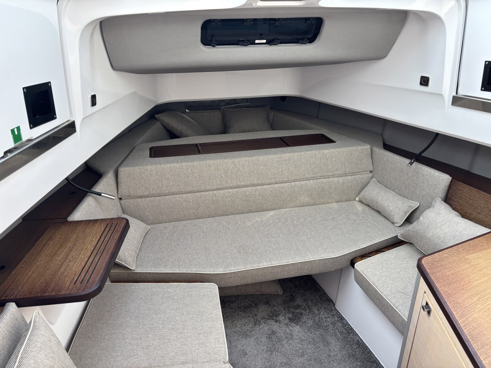 2023 Axopar 45 XC Cross Cabin - Photo 21
